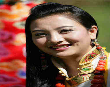 མཛེས་མ་ཨིན་ཌ་ནཱིའི་གཏམ་རྒྱུད།
