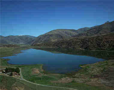 ཧོར་བྲག་འགོའི་མཁར་གསར་མཚོ།