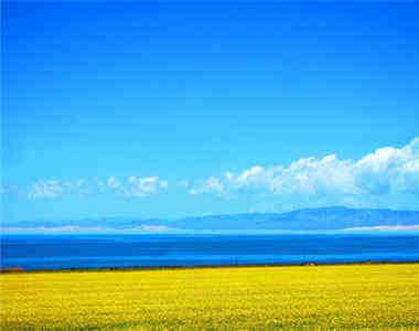 མཚོ་སྔོན་དུ་བསྐྱོད་པའི་མཐོང་ཐོས་རགས་བྲིས།