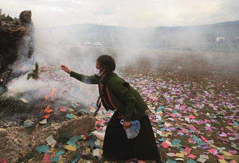 ལ་ཁར་ལ་རྩེ་གསོལ་དུས་ཀྱི་འབོད་ཚིག
