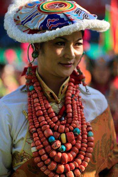 ཚར་ཞྭ་ཁ་སྡེར་མ།