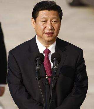 ཞི་ཅིན་ཕིང་ནན་ཅིན་དབྱར་ཁའི་ན་གཞོན་ཨོ་ལིན་ཕེ་ཁི་ལུས་རྩལ་འགྲན་ཚོགས་སྐབས་གཉིས་པ་མགོ་རྩོམ་པའི་མཛད་སྒོར་ཞུགས་རྒྱུ་རེད།
