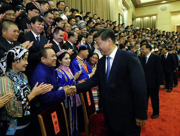 ཀྲུང་དབྱང་གི་མི་རིགས་ལས་དོན་གྲོས་ཚོགས་དང་རྒྱལ་སྲིད་སྤྱི་ཁྱབ་ཁང་གི་རྒྱལ་ཡོངས་ མི་རིགས་མཐུན་སྒྲིལ་ཡར་ཐོན་ལ་གཟེངས་བསྟོད་བྱེད་པའི་ཚོགས་ཆེན་ ཐེངས་དྲུག་པ་པེ་ཅིང་དུ་འཚོགས་པ།