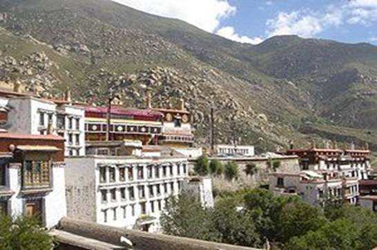 ༄༅། །འབྲས་སྤུངས།