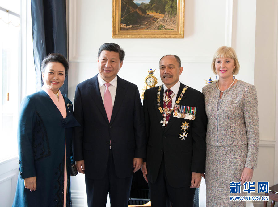 ཞི་ཅིན་ཕིང་ནིའུ་ཟེ་ལན་གྱི་སྤྱི་རྟོག་པ་མའེ་ཐི་ཕ་ལི་དང་མཇལ་འཕྲད་གནང་།