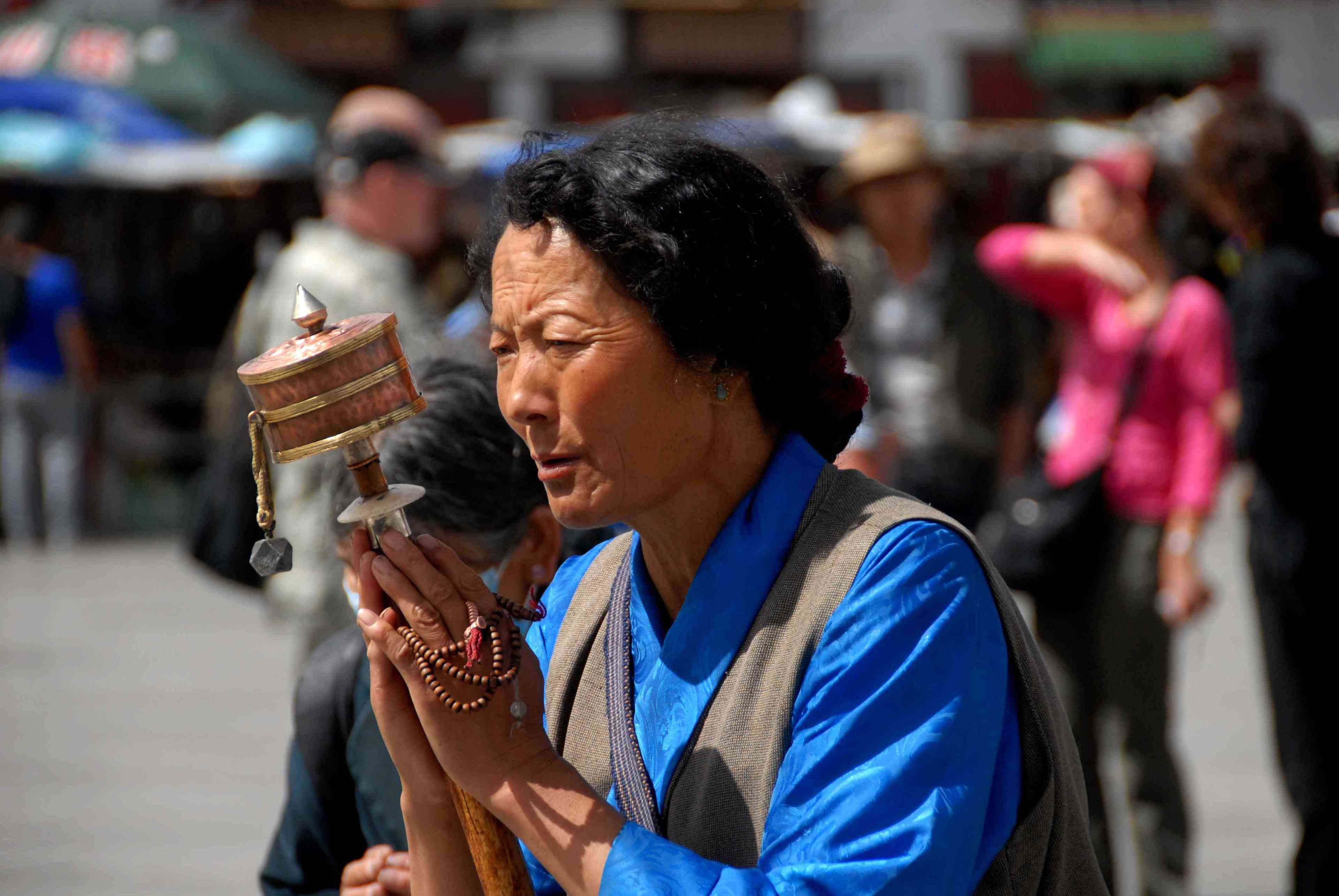 ༄༅། །བོད་མིའི་ཡ་རབས་གུས་སྲོལ།