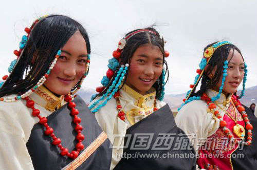 ༄༅། །དམངས་ཁྲོད་གཏམ་རྒྱུད་ཀླུ་འབུམ་མི་རྒོད།