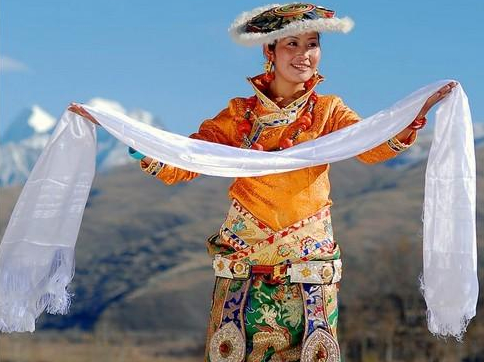༄༅། །ཁ་བཏགས་ནི་འཛམ་གླིང་སྟེང་ནས་ཐོག་མར་གསར་བཏོད་བྱེད་མཁན་བོད་ཡིན།