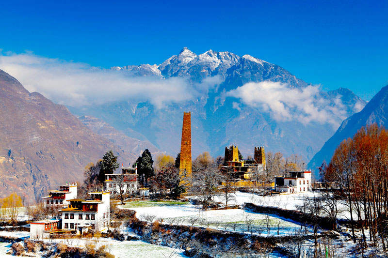 སི་ཁྲོན་དཀར་མཛེས་བོད་ཁུལ་གྱི་ཡུལ་སྐོར་འོས་སྦྱོར་ཚོགས་འདུ་ཁྲུང་ཆིང་དུ་འཚོགས།