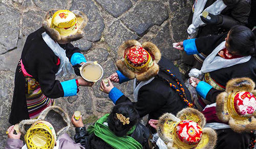 ༄༅། །གཙང་ཁུལ་གྱི་བཟའ་བཅའ་བང་བིག