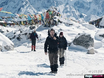 གློག་བརྙན་<<ཇོ་མོ་གླང་མ།>>ཞེས་པའི་དྲིལ་སྒྲོག་བརྡ་སྦྱོར་ཡོངས་སུ་ཁྱབ་པ།