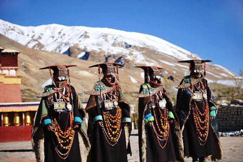 ༄༅། །ཐུན་མིན་གྱི་ཁྱད་ཆོས་དོད་པོ་ལྡན་པའི་སྤུ་ཧྲེང་གི་བོད་ལྭ།