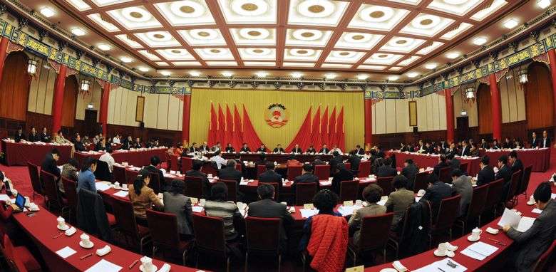 རྒྱལ་ཡོངས་སྲིད་གྲོས་ཀྱིས་གཟའ་འཁོར་ཟུང་རེའི་བཞུགས་མོལ་ཚོགས་འདུ་བསྡུས།