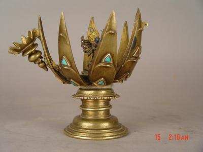 བོད་ལྗོངས་ཀྱི་རིག་གནས་གཟའ་འཁོར་《གངས་ལྗོངས་ཀྱི་གཅེས་ནོར།- - བོད་ཀྱི་རིག་རྩ་ཆེའི་རིག་དངོས་འགྲེམ་སྟོན།》སྤེལ་འགོ་ཚུགས།