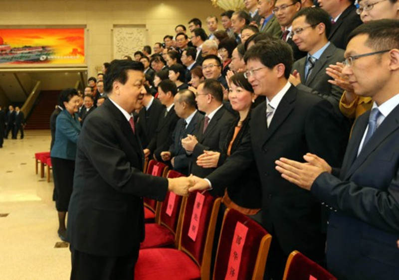 ཀྲུང་གོའི་གསར་འགྱུར་གཟེངས་རྟགས་གནང་པའི་སྙན་ཞུ་ཚོགས་འདུ་སྤེལ།