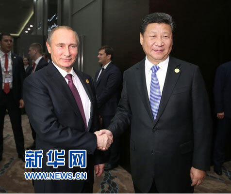 ཞི་ཅིན་ཕིང་གིས་ཨུ་རུ་སུའི་སྲིད་འཛིན་ཕུའུ་ཅིན་དང་མཇལ་འཕྲད་གནང་།