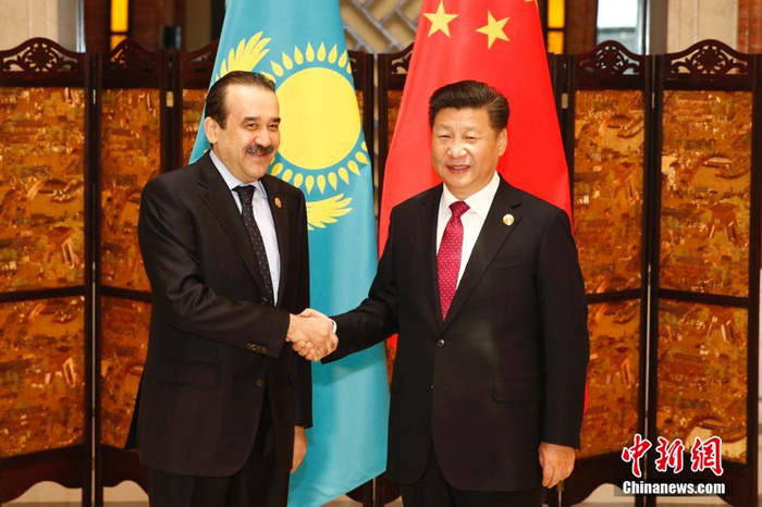 ཞི་ཅིན་ཕེན་གྱིས་ཧ་སག་སི་ཐན་གྱི་ཙུང་ལི་མ་ཞི་མོའོ་ཧྥུའུ་དང་མཇལ་འཕྲད་གནང་།