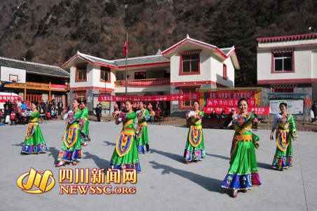 གཟི་ཚ་སྡེ་དགུ་རྫོང་གིས་གནམ་ལོ་གསར་པ་བསུ་པའི་བྱེད་སྒོ་རྣམ་པ་སྣ་ཚོགས་སྤེལ་རྒྱུ་རེད།