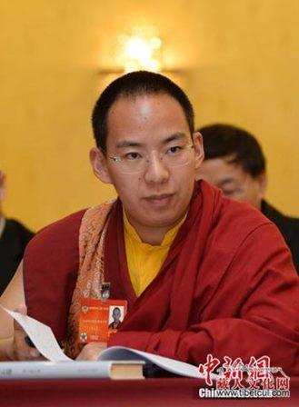 པཎ་ཆེན་སྐུ་ཕྲེང་བཅུ་གཅིག་པ་2016ལོའི་པོ་ཨོ་ཨེ་ཤ་ཡའི་གླེང་སྟེགས་གྲོས་ཚོགས་སུ་ཞུགས།