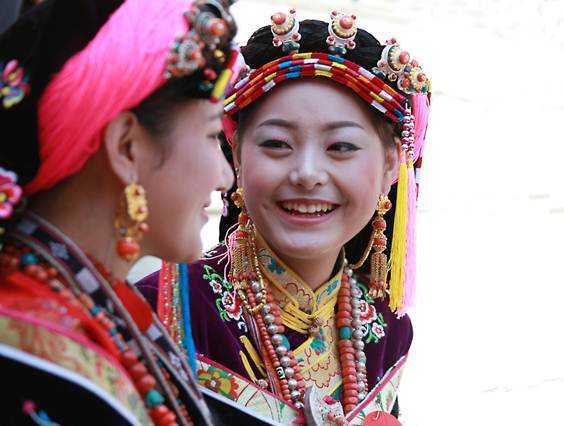 ༄༅།། གཙང་ཁུལ་གྱི་གཉེན་སྒྲིག་བྱེད་སྲོལ་སྐོར།