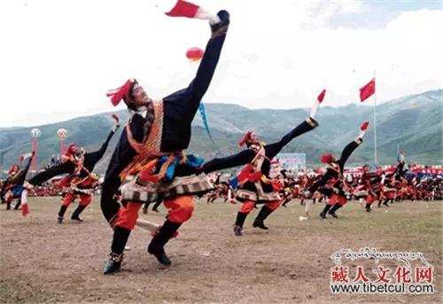 ཡུལ་ཤུལ་རྟ་རྒྱུགས་དུས་ཆེན་དང་སྐབས་དང་པོའི་གངས་ལྗོངས་གེ་སར་རིག་གནས་སྒྱུ་རྩལ་དུས་ཆེན་སྤྱི་ཟླ་བདུན་པར་འགོ་ཚུགས་རྒྱུ་རེད།