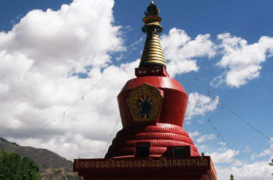 ༄༅།། བསམ་ཡས་དགོན་གྱི་མཆོད་རྟེན་ཆེན་པོ་བཞི།