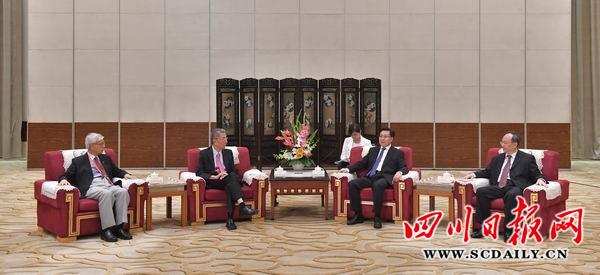 ཞིང་ཆེན་ཏང་ཨུའི་ཧྲུའུ་ཅི་ཝང་ཏུང་མིང་དང་ཞིང་དཔོན་དབྱིན་ལི་གཉིས་ཀྱིས་2016ལོར་ཀྲུང་གོའི་ནུབ་རྒྱུད་ཀྱི་ཕྱི་གླིང་གི་མཐོ་གསར་ཚན་རྩལ་ཤེས་ལྡན་མི་སྣའི་ངོ་འཕྲད་ཚོགས་འདུར་ཞུགས་པའི་ཕྱི་གླིང་གི་ཆེད་རམས་པར་མཇལ་འཕྲད་གནང་།
