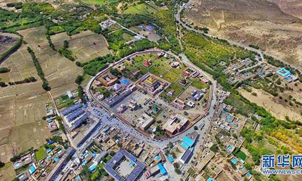 ལོ་རྒྱུས་ཡུན་རིང་ལྡན་པའི་བསམ་ཡས་དགོན་པ་ཞིག་གསོ་བྱེད་བཞིན་ཡོད།