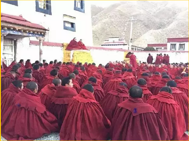 ༄༅།། འཇང་དགུན་ཆོས་ཀྱི་བྱུང་རབས་མདོར་བསྡུས།