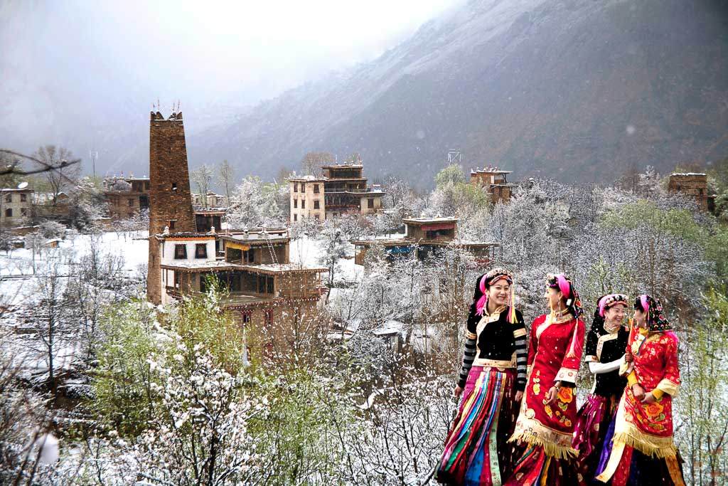 དཀར་མཛེས་ཀྱི་དགུན་ཁའི་མཛེས་ལྗོངས། 