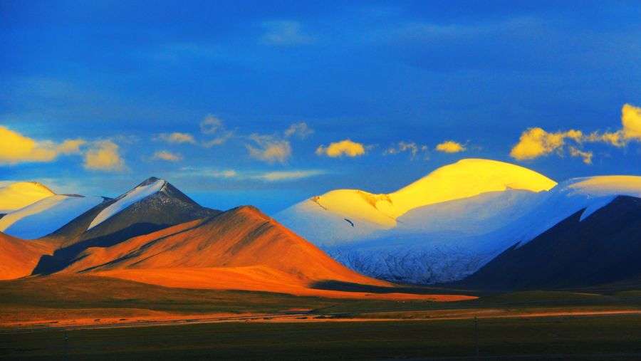 ༄༅།། ལོ་ཙཱ་བར་བསམ་བློའི་ཀུན་སློང་ཅི་ཞིག་ལྡན་དགོས་ཚུལ་སྐོར་གླེང་བ།