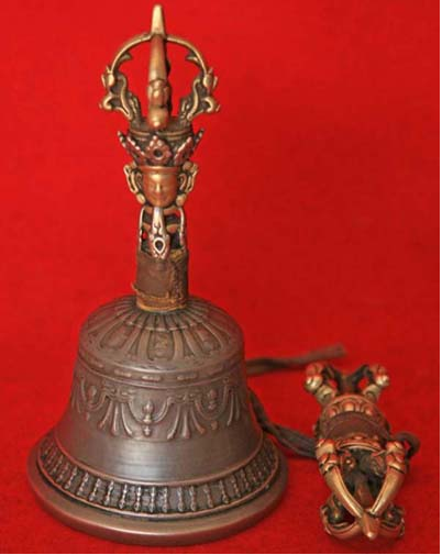 ༄༅།། དྲིལ་བུ་དར་ཚུལ།