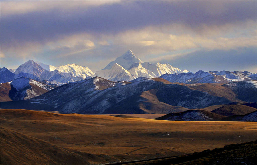 ༄༅།། བོད་ཀྱི་དམངས་ཁྲོད་ངག་ཐོག་གི་ཚིག་རྒྱན་ཅུང་ཟད་གླེང་བ།
