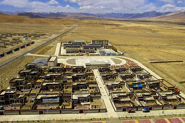  གཉའ་ལམ་རྫོང་གི་མང་ཚོགས་སྡོད་ཁང་བསྐྱར་སྐྲུན་ལས་གཞི་རྩ་བའི་ཆ་ནས་ལེགས་གྲུབ་བྱུང་བ།