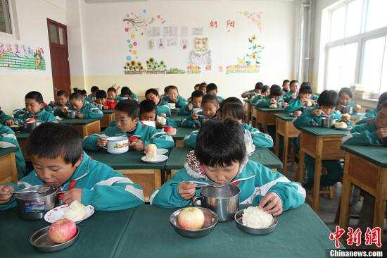 སློབ་གསོ་པུའུ་དང་ནོར་སྲིད་པུའུ་ཡིས་འཚོ་བཅུད་ལེགས་བཅོས་འཆར་གཞིའི་ནང་ཚུད་པའི་སློབ་མའི་མི་འབོར་མ་ནོར་བ་བྱ་དགོས་ཞེས་བཏོན་པ། 