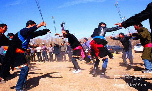   ༄༅།། ཁ་སྒང་ས་ཆའི་མདའ་རྩེད་ཀྱི་ཡུལ་སྲོལ་སྐོར་གླེང་བ།