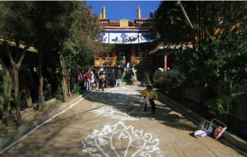 ༄༅།། བོད་ཀྱི་ཐུན་མོང་མ་ཡིན་པའི་དཀར་ཐིག་འཐེན་སྲོལ།