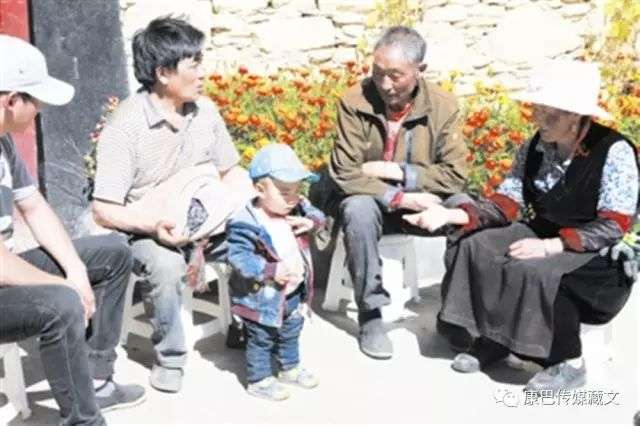 ཏང་གི་ཚོགས་ཆེན་བཅུ་དགུ་པར་བསུ་མ་བྱས་ཏེ་བདེ་སྐྱིད་ཀྱི་ལམ་དུ་བསྐྱོད་པ། 