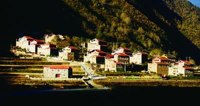 སི་ཁྲོན་གྱིས་ལོ་3རིང་བོད་རིགས་ས་ཁུལ་སོགས་ཀྱི་གྲོང་གསེབ་དུད་ཚང་ཁྲི་269ཡི་ས་ཕག་ཁང་པར་སྒྱུར་བཀོད་བྱ་རྒྱུ་ཡིན་པ།