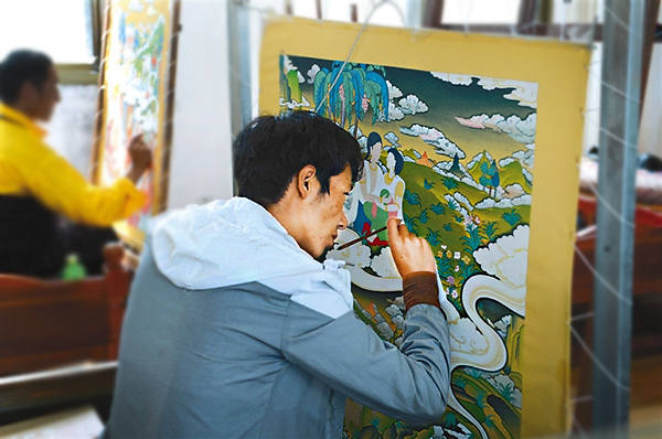 རིག་གནས་རྒྱུན་འཛིན་དང་དར་སྤེལ་བཏང་ནས་དམངས་འཚོར་ཕན་པ་བསྐྲུན།