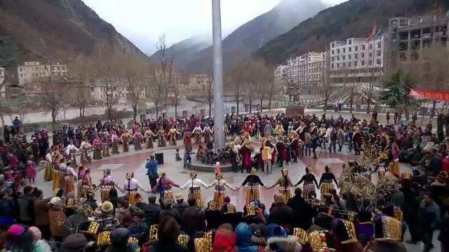 ཁྲོ་ཆུའི་ཆུ་ནག་ཡུལ་ཚོའི་དབུལ་སྒྲོལ་གྱི་གཏམ་རྒྱུད།