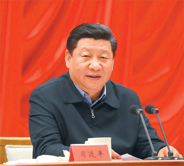 ཞི་ཅིན་ཕིང་གིས་ཚོགས་ཆེན་བཅུ་དགུ་པའི་དགོངས་དོན་སློབ་སྦྱོང་ལག་བསྟར་གྱི་བགྲོ་གླེང་འཛིན་གྲྭ་སློབ་འགོ་ཚུགས་པའི་མཛད་སྒོའི་ཐོག་གསུང་བཤད་གནང་བ། 