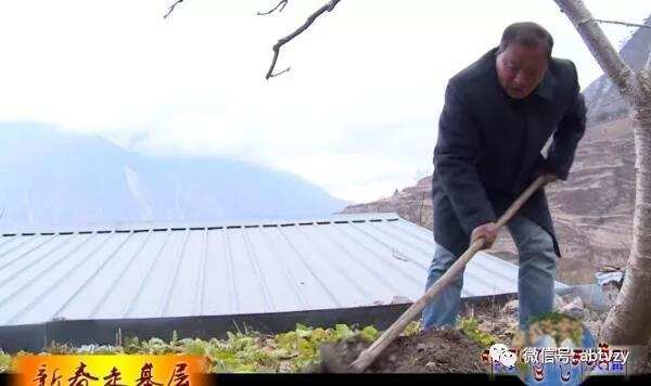 ཝུན་ཁྲོན་རྫོང་པེན་ནེ་སྡེ་བ་ཕྱུག་འགྱུར་བཏང་བ།