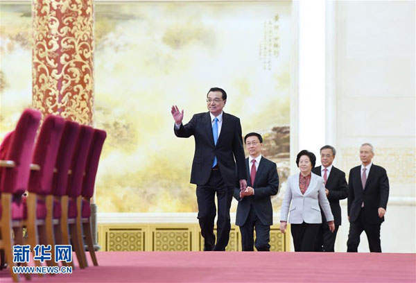 ལི་ཁེ་ཆང་གིས་ལམ་ལུགས་མང་པོ་བཀོལ་ཏེ"མི་གཅིག་ལ་ནད་གཞི་ལྕི་མོ་བྱུང་བ་ལས་ཁྱིམ་ མི་ཡོངས་ལ་དཀའ་ངལ་འཕྲད་དུ་མི་འཇུག"ཅེས་གསུངས་པ།