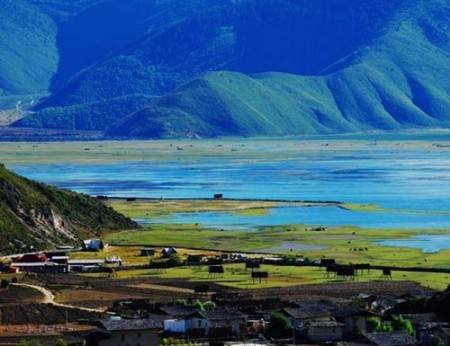 ༄༅།། བོད་ཀྱི་ལོ་རྒྱུས་སྟེང་གི་སྒ་འ་ཞའམ་འ་ཞ་རྒྱལ་ཕྲན་གྱི་སྐོར་ལ་དཔྱད་པ།