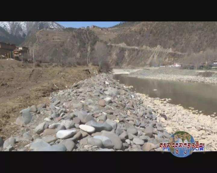 ཛམ་ཐང་རྫོང་གིས་ཆུ་རགས་རྩིག་ནས་མི་སེར་གྱི་འཚོ་བ་ལ་ཕན་བདེ་བསྐྲུན།