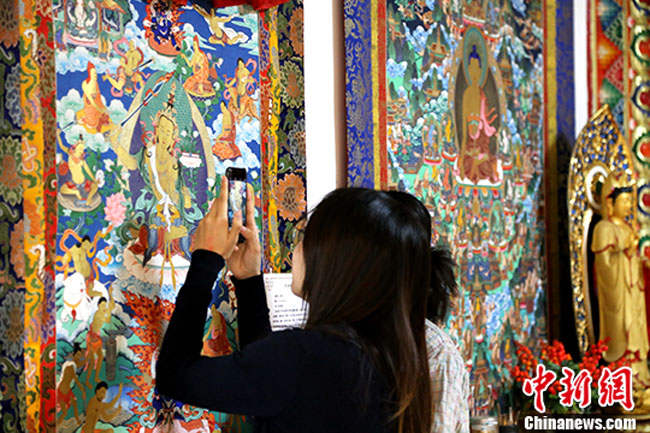 ཤང་ཀང་གི་གཞོན་ནུས་ཐང་ག་བཞེངས་རྩལ་སྦྱོང་བ།