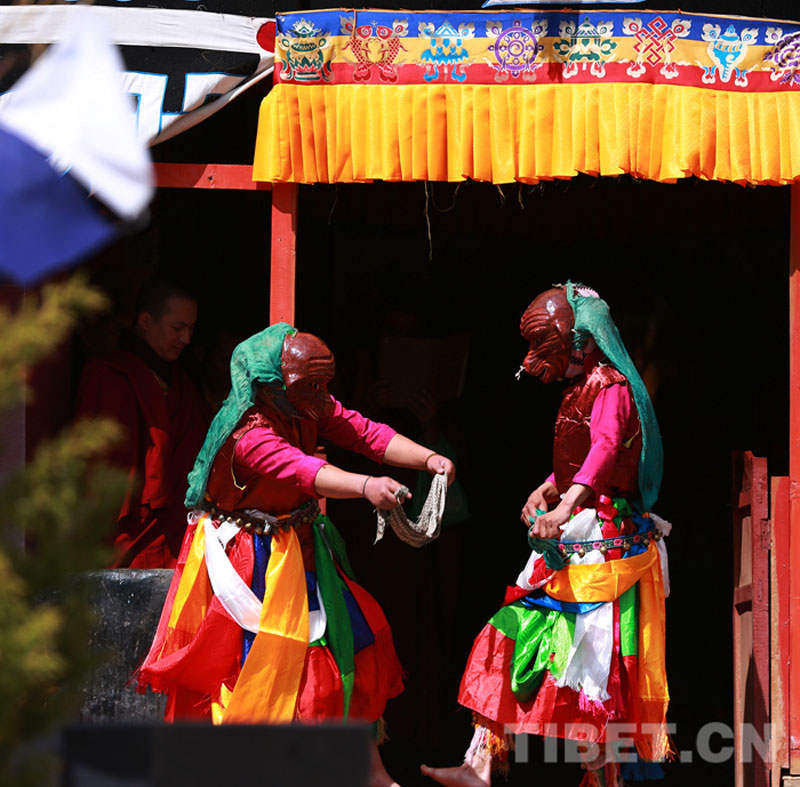 སྤྱན་གཡས་དགོན་པའི་འཆམ།