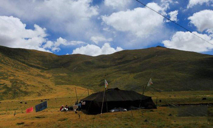 ༄༅།། མི་ཉག་མགར་ཐར་ཡུལ་གྱི་སྦྲ་ནག་བཟོ་ཚུལ་མདོར་ཙམ་བཤད་པ།