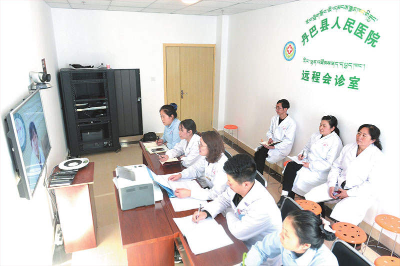 ས་མཐོའི“རྒྱང་ཁྲིད་ལྷན་འཛོམས་ནད་དཔྱད་ཁང”གིས་བོད་རིགས་ས་ཁུལ་གྱི་ནད་པར་ཞབས་འདེགས་ཞུ་བ། 
